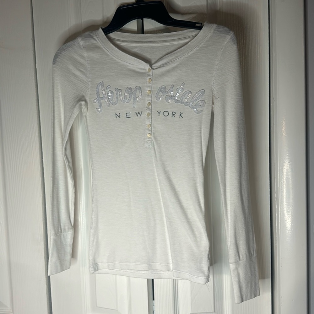 Woman’s long sleeve shirt